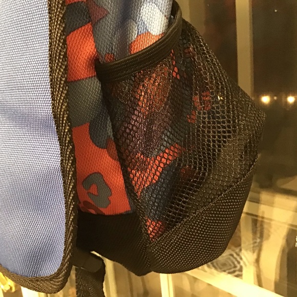 π PLC-All Terrain Travel Systems Messenger Bag - Picture 7 of 12